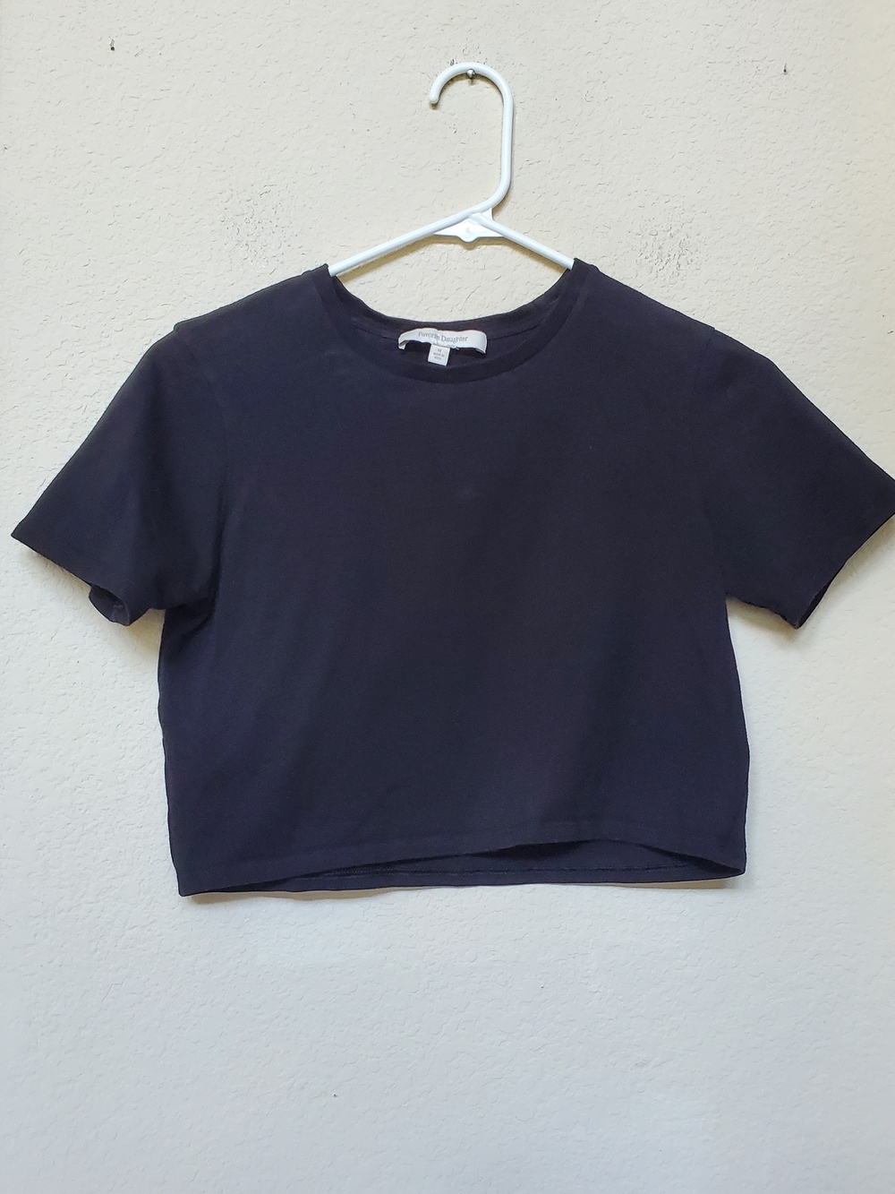 Favorite Daughter Black Crop Tee.   Size Medium